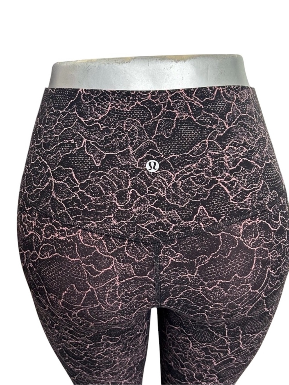Lulu Align Pant Legging Full Length 28” Rare Size 10